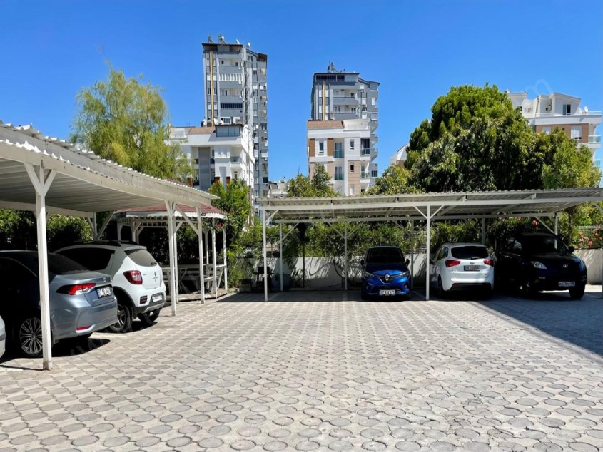 LİMANDA ARAKATTA HAVUZ MANZARALI ŞIK 1+1