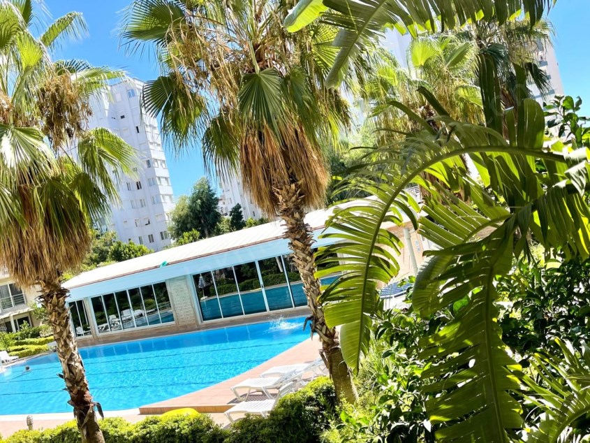 LİMANDA ARAKATTA HAVUZ MANZARALI ŞIK 1+1