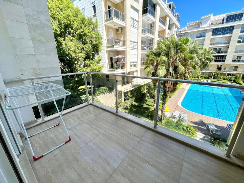 LİMANDA ARAKATTA HAVUZ MANZARALI ŞIK 1+1