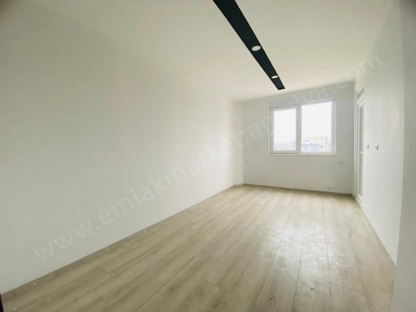  GENİŞ KULLANIŞLI EBEVEYN BANYOLU SIFIR 4+1 DUBLEKS 