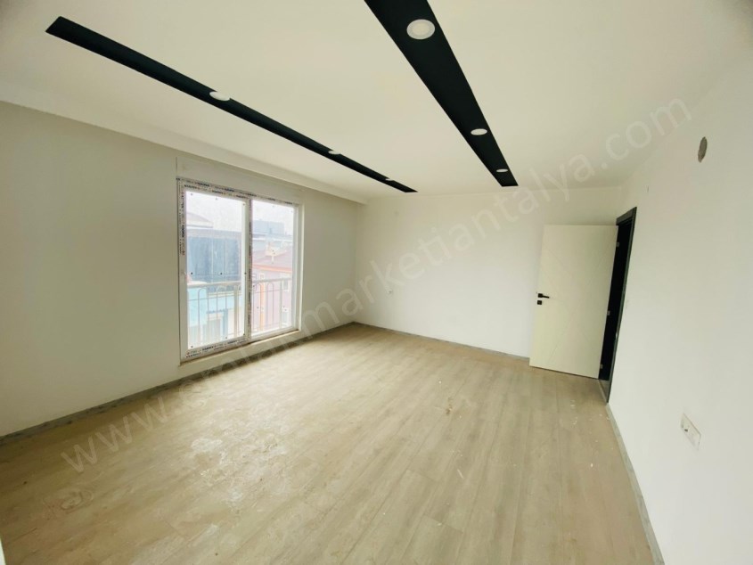  GENİŞ KULLANIŞLI EBEVEYN BANYOLU SIFIR 4+1 DUBLEKS 