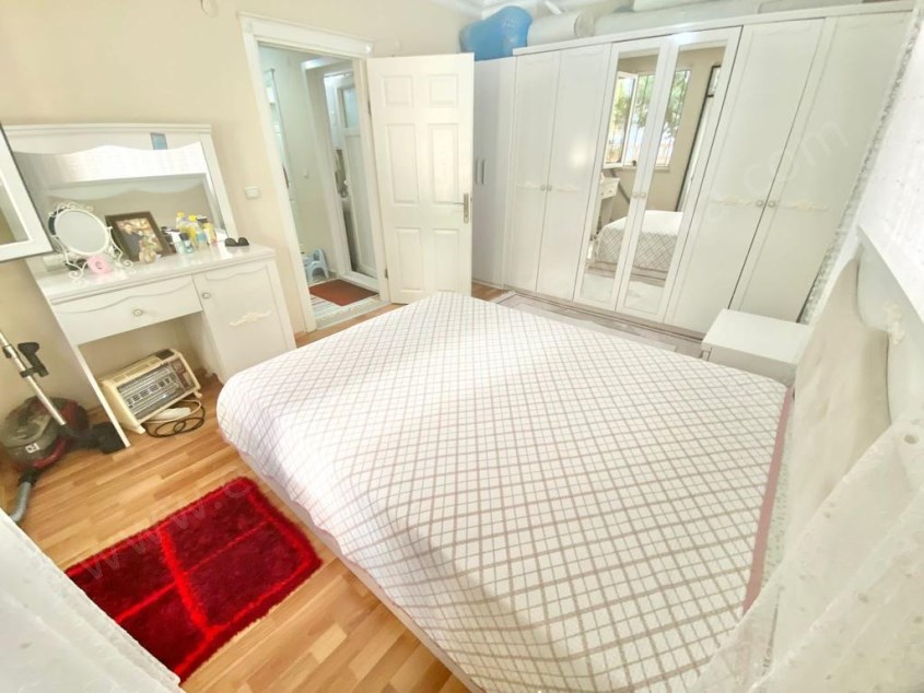 MUHTEŞEM LOKASYONDA AYRI MUTFAKLI YATIRIMLIK 1+1