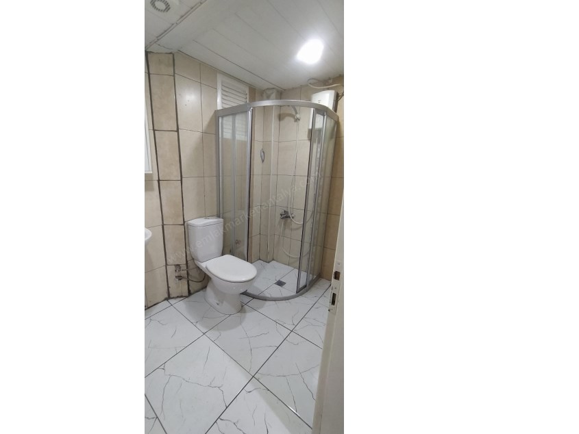 MUHTEŞEM LOKASYONDA AYRI MUTFAKLI YATIRIMLIK 1+1