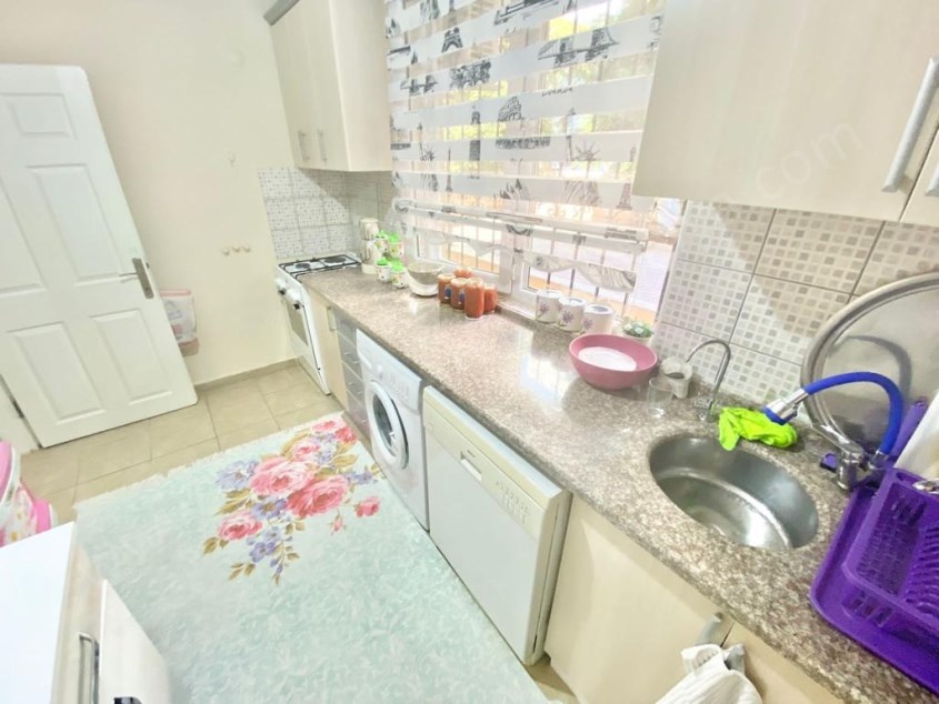 MUHTEŞEM LOKASYONDA AYRI MUTFAKLI YATIRIMLIK 1+1