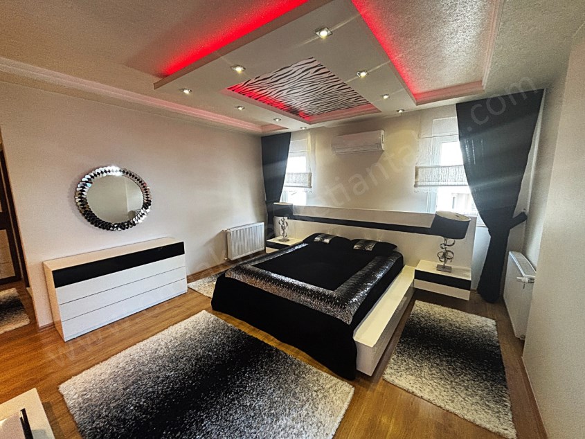 FULL DONANIMLI ELİT VE PRESTİJLİ SİTE İÇİ ARAKAT 3+1 