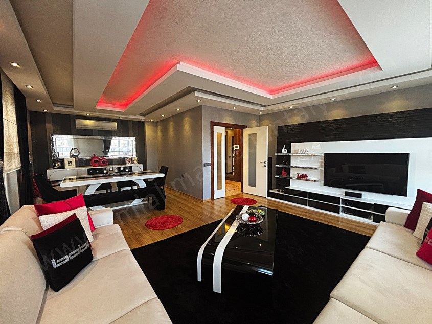 FULL DONANIMLI ELİT VE PRESTİJLİ SİTE İÇİ ARAKAT 3+1 