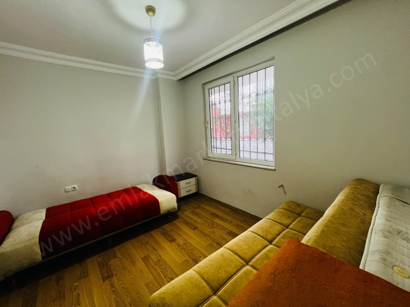 MÜKEMMEL KONUMDA FIRSAT 2+1 DAİRE 