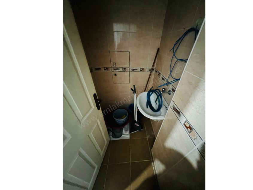 MÜKEMMEL KONUMDA FIRSAT 2+1 DAİRE 