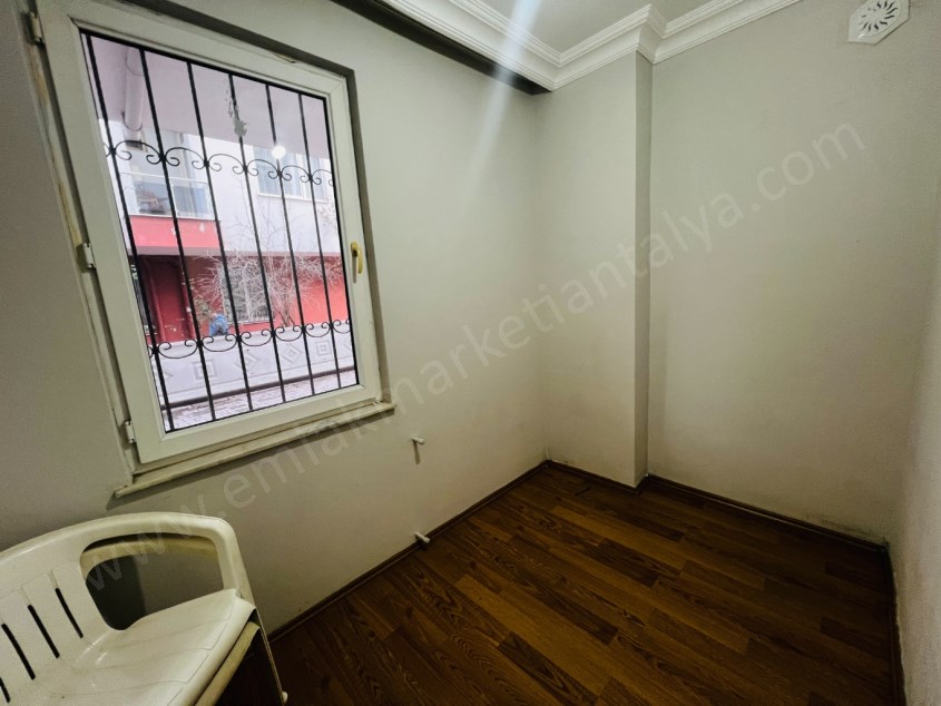 MÜKEMMEL KONUMDA FIRSAT 2+1 DAİRE 