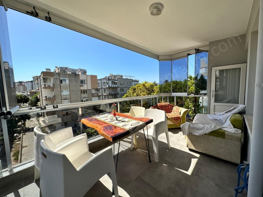 DENİZE 100 MT. MESAFEDE İÇİ YAPILI EBEVEYN BANYOLU ARAKAT 3+1