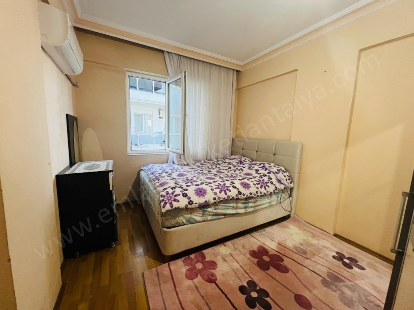 KONUKSEVERDE CADDE YAKINI 3+1 ARAKAT