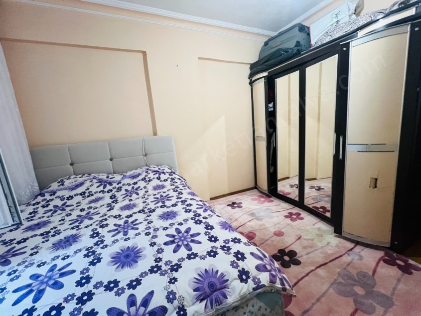 KONUKSEVERDE CADDE YAKINI 3+1 ARAKAT