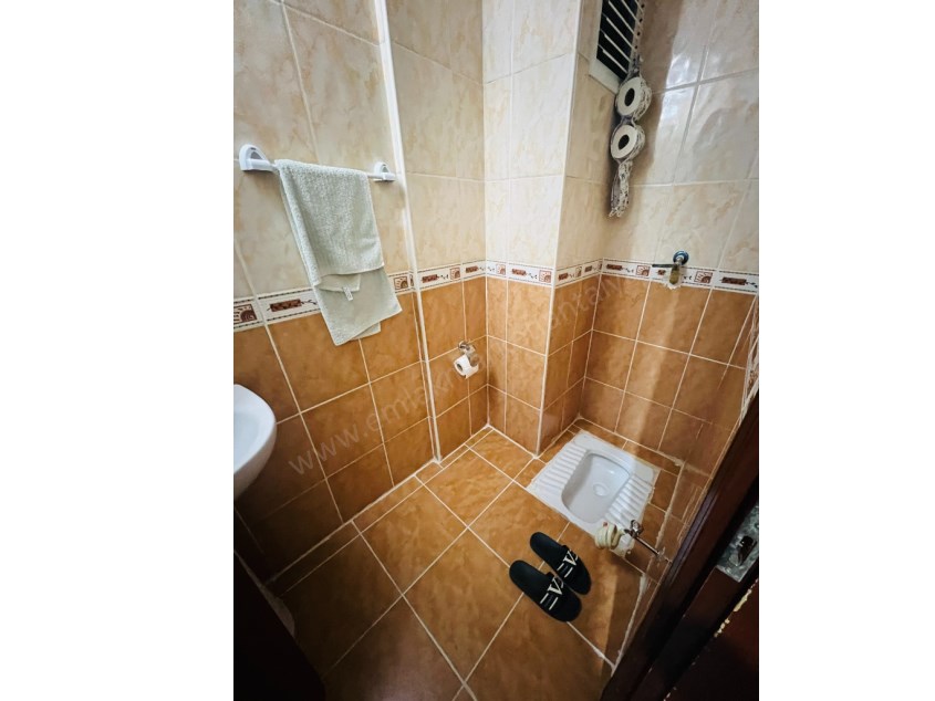 KONUKSEVERDE CADDE YAKINI 3+1 ARAKAT