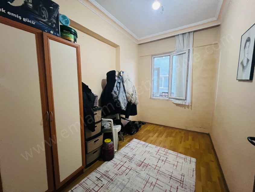 KONUKSEVERDE CADDE YAKINI 3+1 ARAKAT