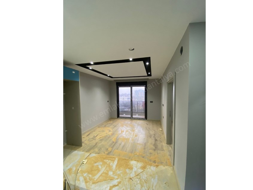 MASALPARK YAKINI , TRAMVAY DİBİ , ARAKAT SIFIR LÜKS SATILIK DAİRE 