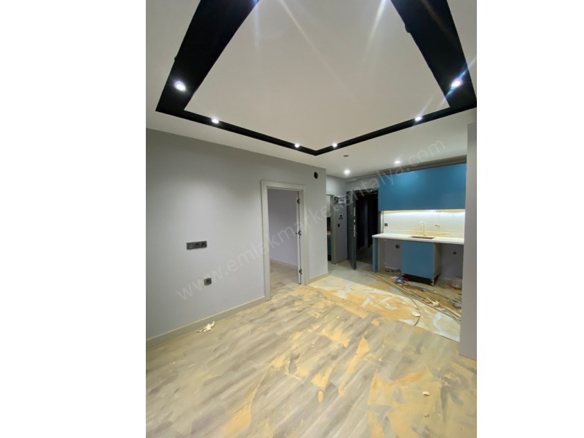 MASALPARK YAKINI , TRAMVAY DİBİ , ARAKAT SIFIR LÜKS SATILIK DAİRE 