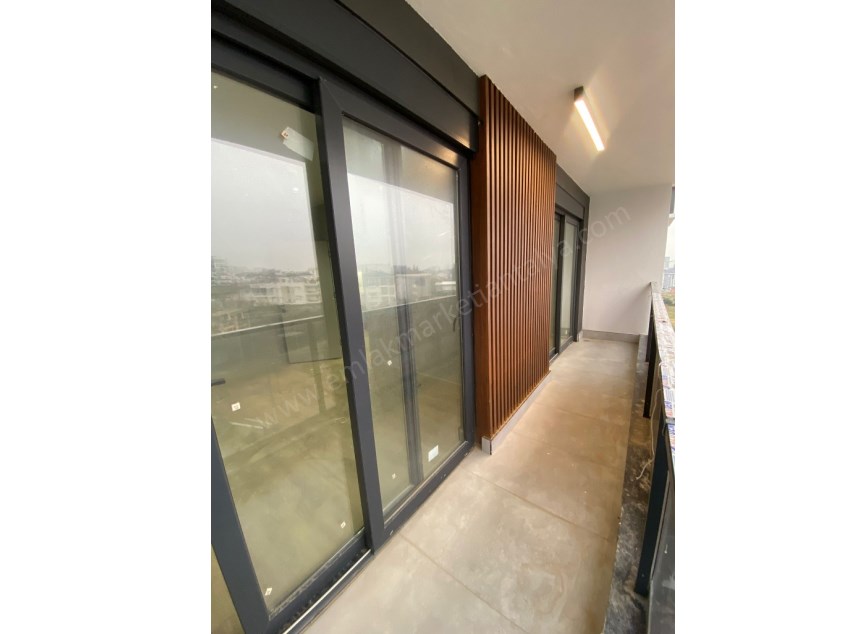 MASALPARK YAKINI , TRAMVAY DİBİ , ARAKAT SIFIR LÜKS SATILIK DAİRE 