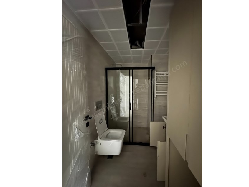 KIZILTOPRAK TRAMVAY YAKINI ÇİFT BANYOLU 2+1 LER 