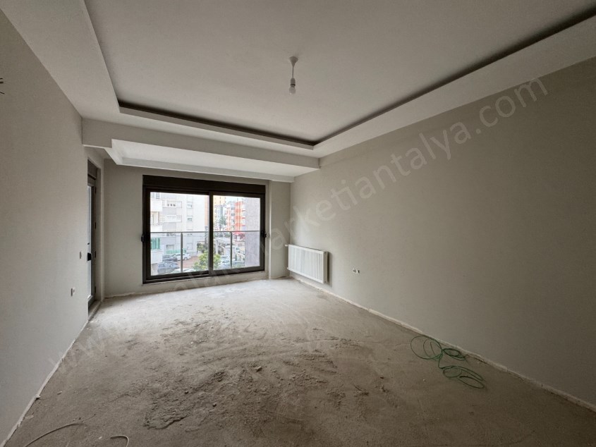 KIZILTOPRAK TRAMVAY YAKINI ÇİFT BANYOLU 2+1 LER 