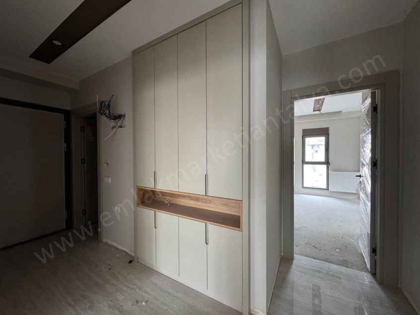 KIZILTOPRAK TRAMVAY YAKINI ÇİFT BANYOLU 2+1 LER 