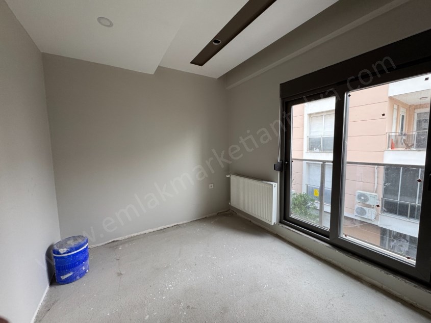 KIZILTOPRAK TRAMVAY YAKINI ÇİFT BANYOLU 2+1 LER 