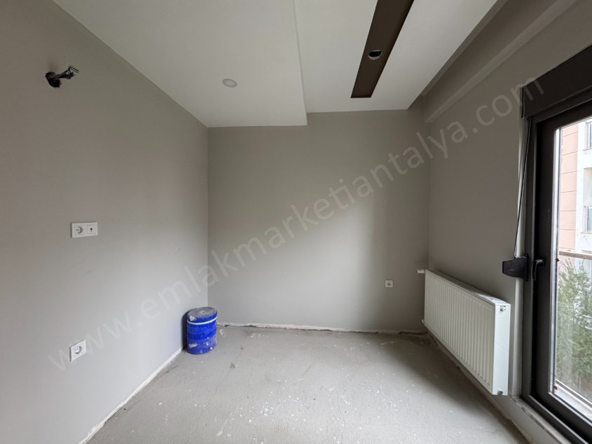 KIZILTOPRAK TRAMVAY YAKINI ÇİFT BANYOLU 2+1 LER 