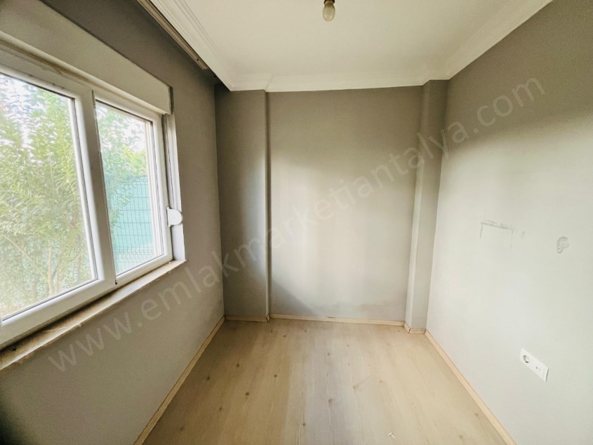 YÜZME HAVUZLU , KAPALI OTOPARKLI SİTEDE 2+1 KİRALIK DAİRE