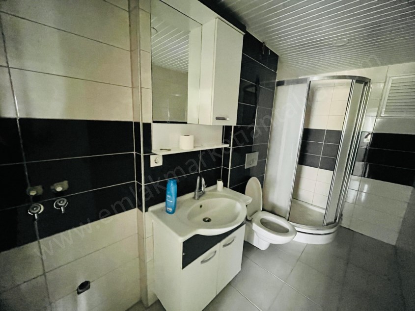 YÜZME HAVUZLU , KAPALI OTOPARKLI SİTEDE 2+1 KİRALIK DAİRE