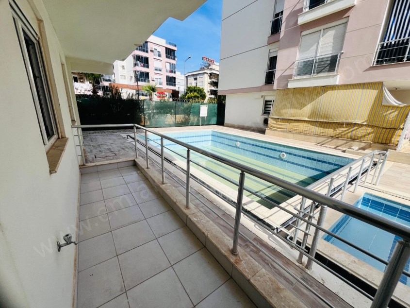 YÜZME HAVUZLU , KAPALI OTOPARKLI SİTEDE 2+1 KİRALIK DAİRE