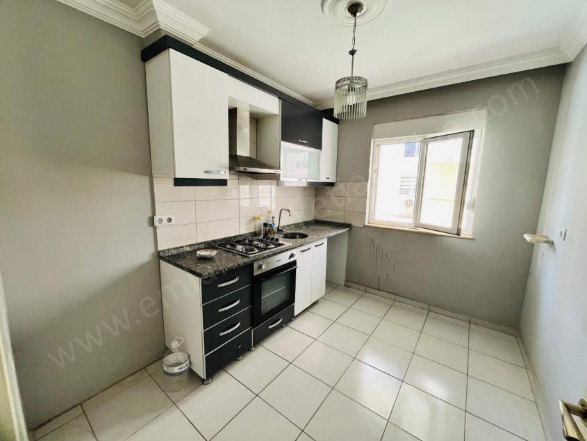 YÜZME HAVUZLU , KAPALI OTOPARKLI SİTEDE 2+1 KİRALIK DAİRE