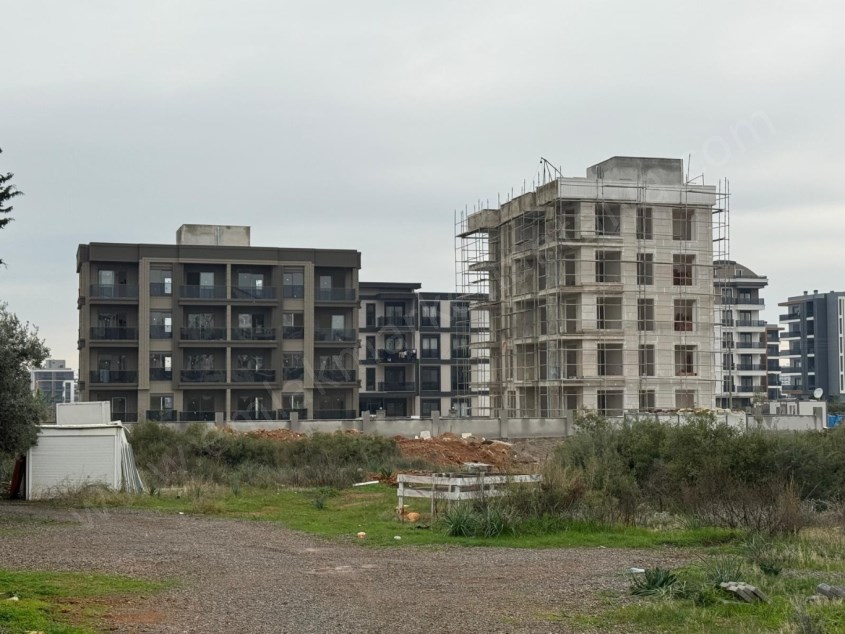 ALTINTAŞTA SIFIR , LÜKS , HAVUZLU 2+1 SATILIK DAİRE