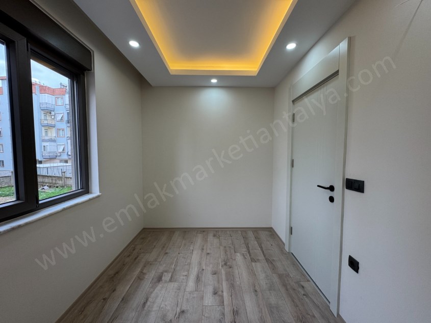 YENİGÜN MEVLANA CAD. YAKINI YERDEN ISITMALI 2+1 KİRALIK