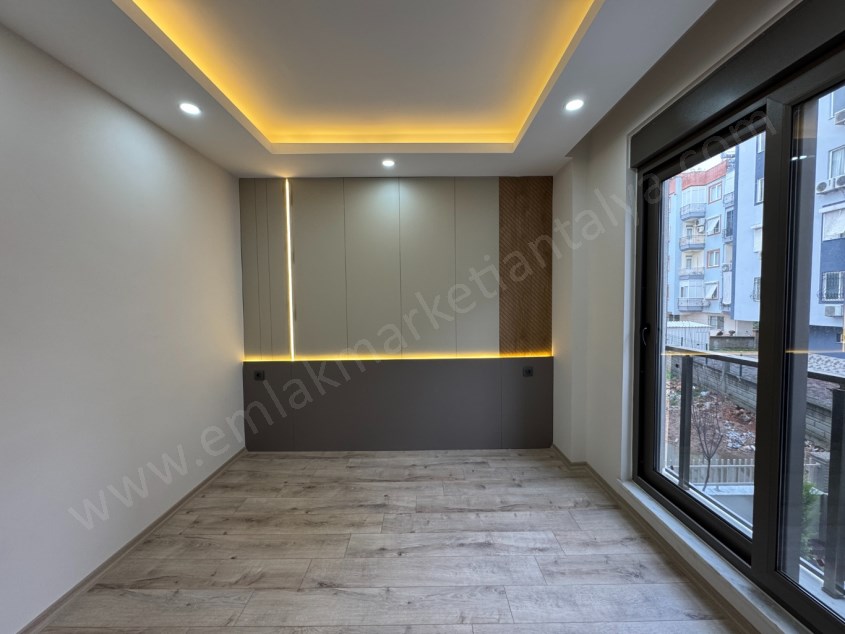 YENİGÜN MEVLANA CAD. YAKINI YERDEN ISITMALI 2+1 KİRALIK