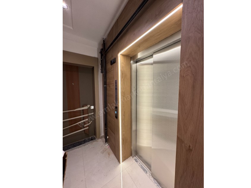 YENİGÜN MEVLANA CAD. YAKINI YERDEN ISITMALI LÜKS 2+1 KİRALIK