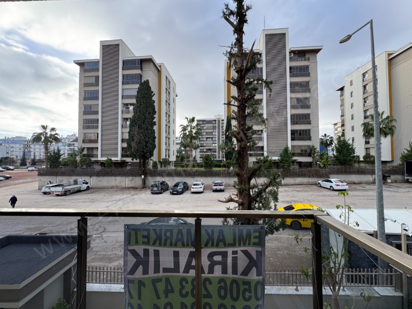 YENİGÜN MEVLANA CAD. YAKINI YERDEN ISITMALI 2+1 KİRALIK