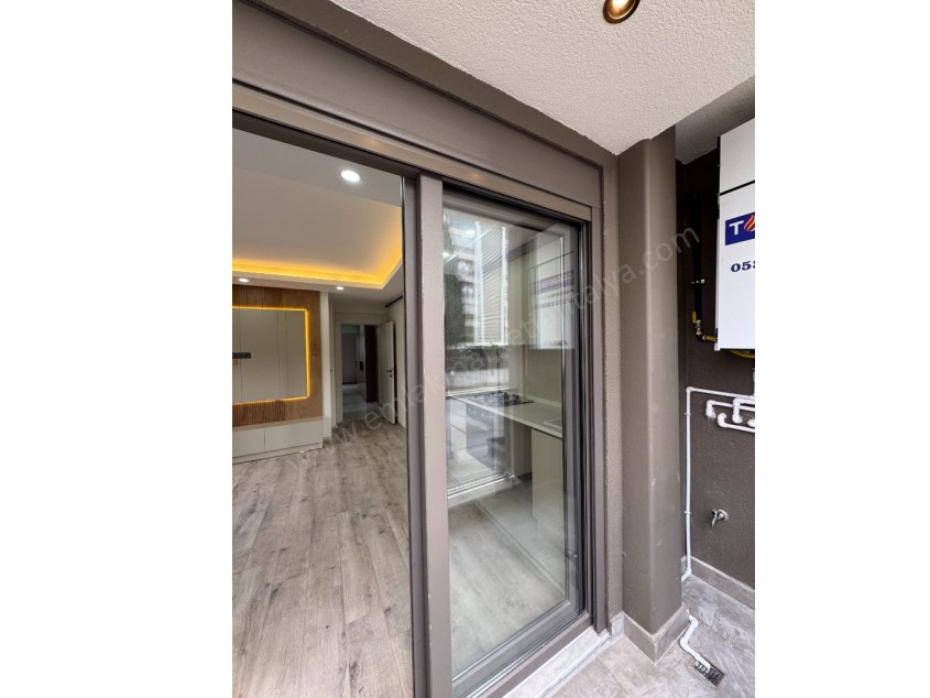 YENİGÜN MEVLANA CAD. YAKINI YERDEN ISITMALI 2+1 KİRALIK