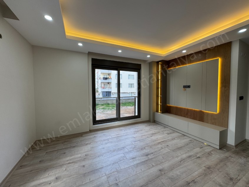 YENİGÜN MEVLANA CAD. YAKINI YERDEN ISITMALI 2+1 KİRALIK