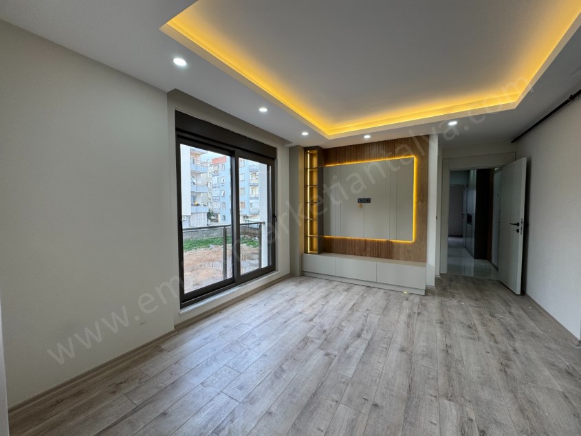 YENİGÜN MEVLANA CAD. YAKINI YERDEN ISITMALI LÜKS 2+1 KİRALIK