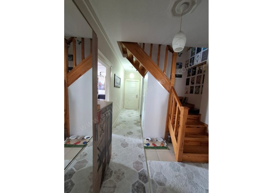 KAPALI TERASLI AYRI MUTFAKLI MASRAFSIZ GENİŞ DUBLEKS 