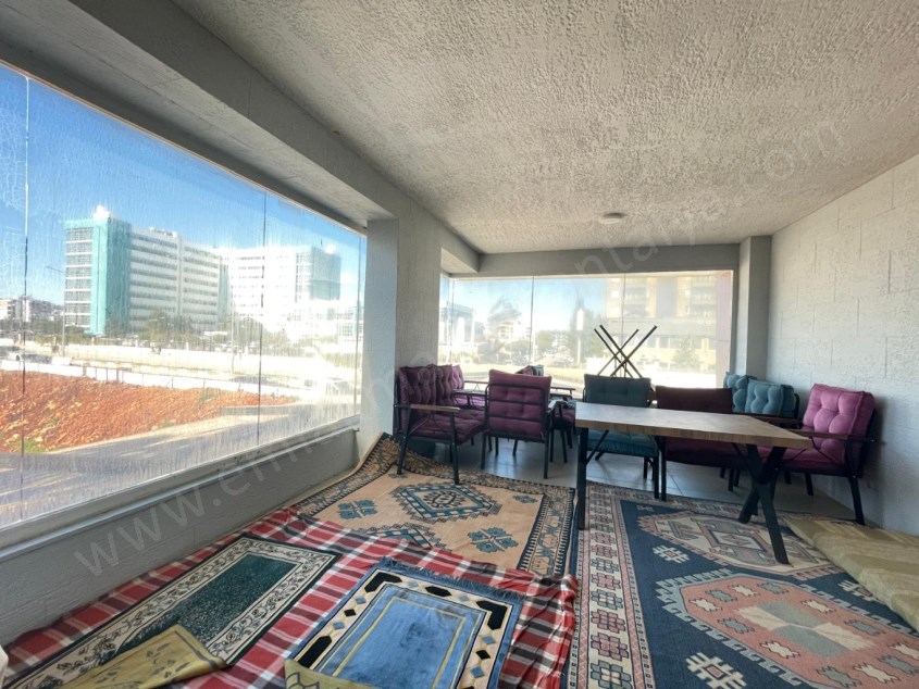 KEPEZ DEVLET HAST. KARŞISI İŞLEK CADDE ÜZERİNDE SATILIK DÜKKAN