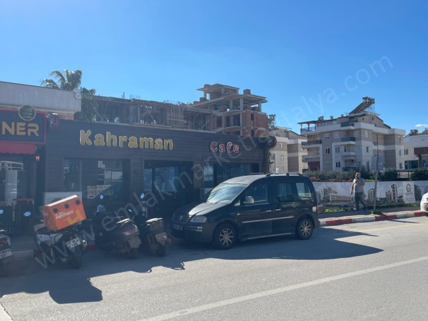 KEPEZ DEVLET HAST. KARŞISI İŞLEK CADDE ÜZERİNDE SATILIK DÜKKAN