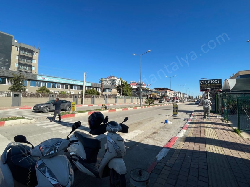 KEPEZ DEVLET HAST. KARŞISI İŞLEK CADDE ÜZERİNDE SATILIK DÜKKAN