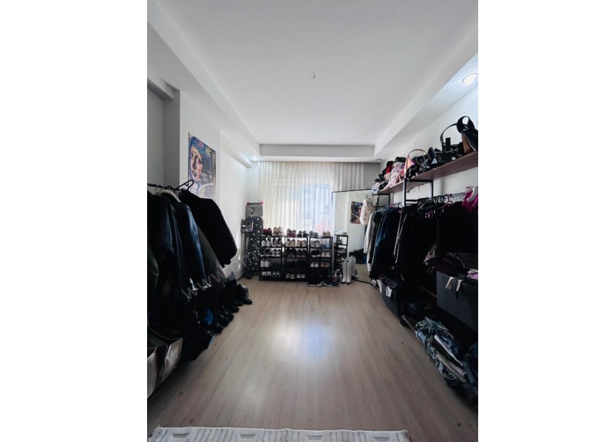 AKKUYUDA ÖNÜ AÇIK ASANSÖRLÜ DOĞALGAZLI GENİŞ DUBLEKS