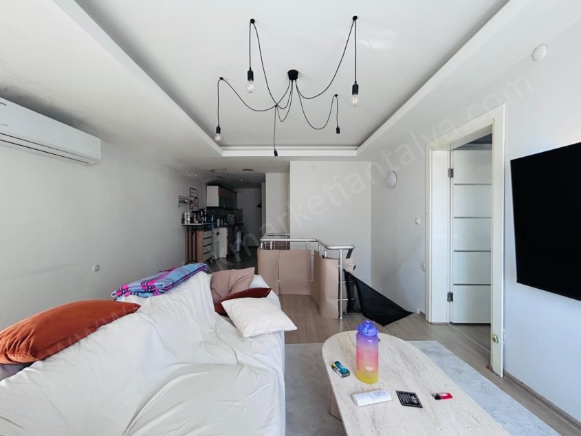 AKKUYUDA ÖNÜ AÇIK ASANSÖRLÜ DOĞALGAZLI GENİŞ DUBLEKS