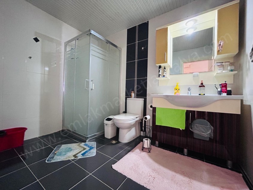 AKKUYUDA ÖNÜ AÇIK ASANSÖRLÜ DOĞALGAZLI GENİŞ DUBLEKS