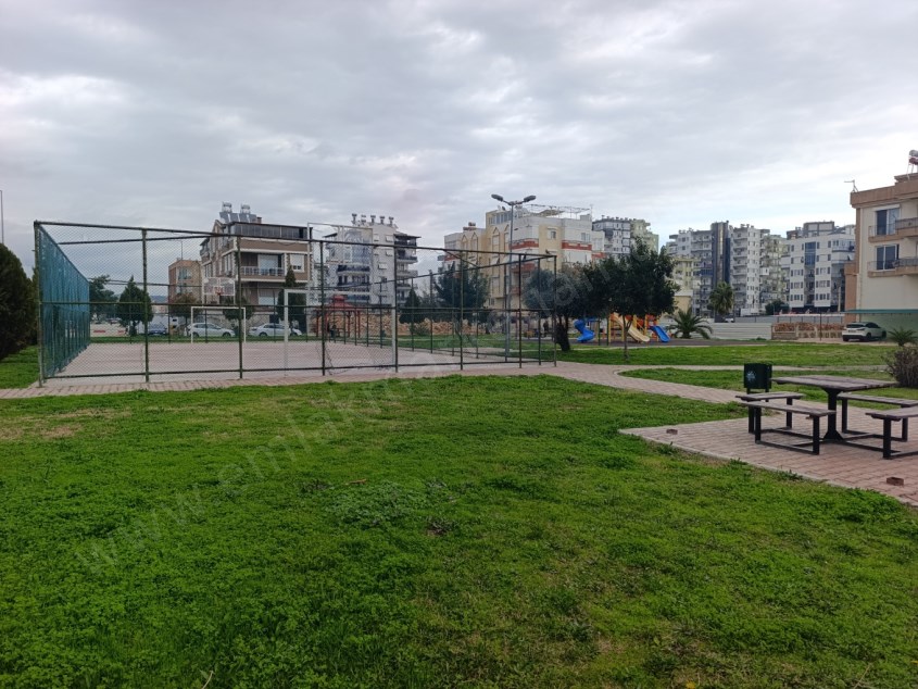 TRAMVAYIN DİBİNDE , LÜKS , KATTA , ASANSÖRLÜ 1+1 KİRALIK DAİRE