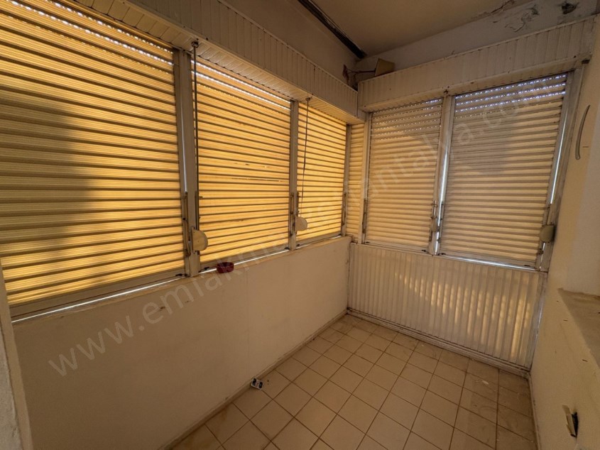 SERVİS GÜZERGAHINDA , ARAKAT , GENİŞ 3+1 KİRALIK