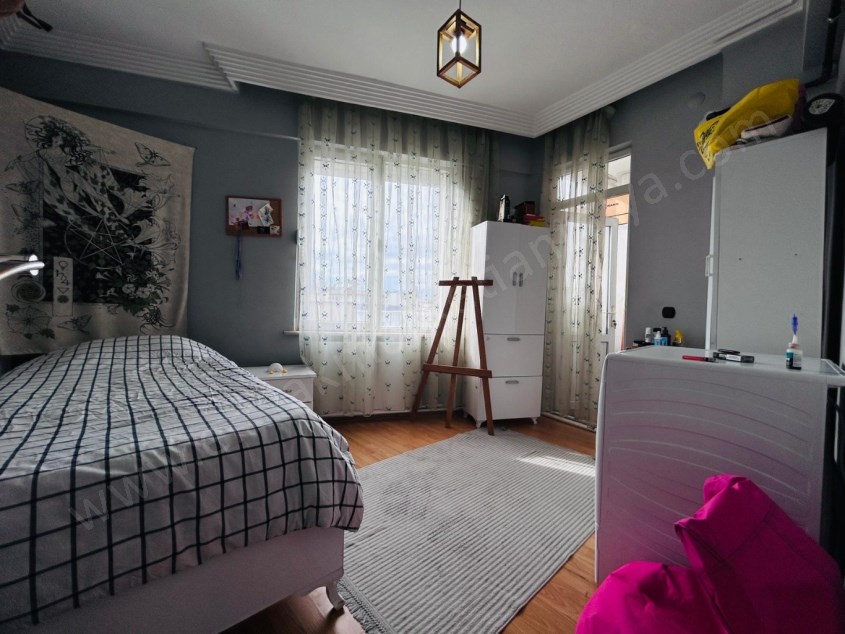 MEVLANA CADDESİ ÜZERİ ASANSÖRLÜ ARAKAT GENİŞ 3+1