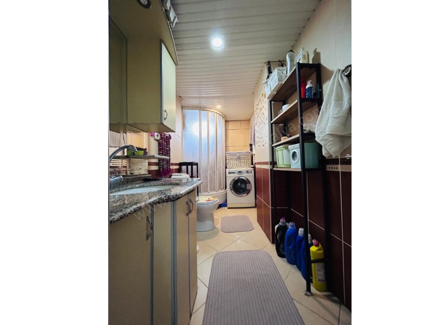 MEVLANA CADDESİ ÜZERİ ASANSÖRLÜ ARAKAT GENİŞ 3+1