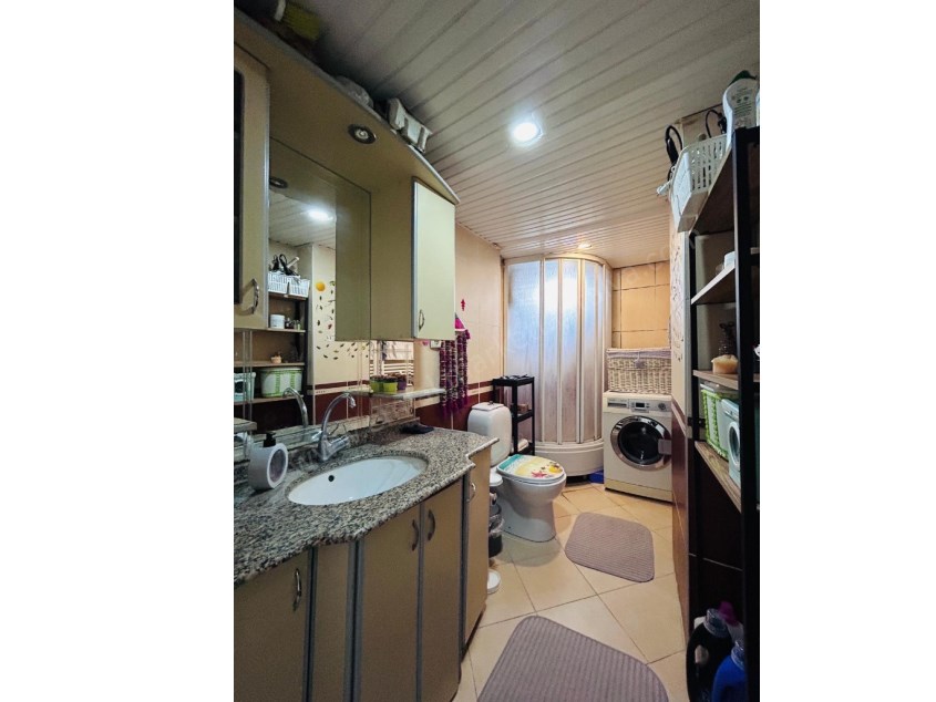 MEVLANA CADDESİ ÜZERİ ASANSÖRLÜ ARAKAT GENİŞ 3+1